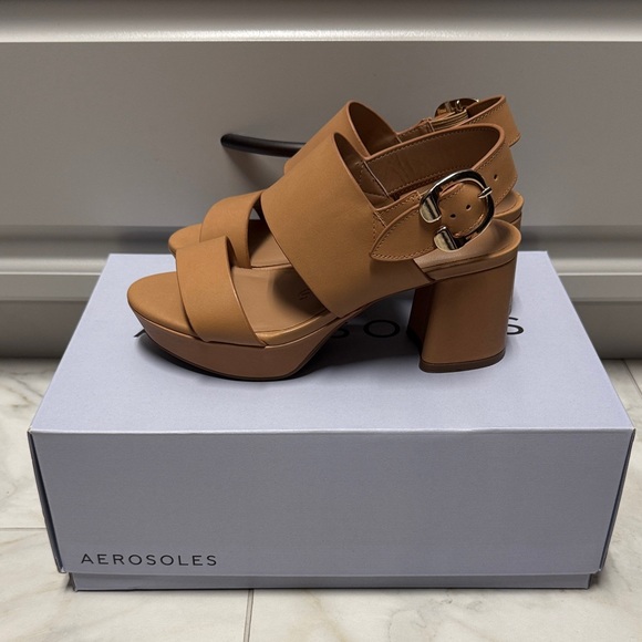 AEROSOLES Tan Women's Sandals - Picture 2 of 7